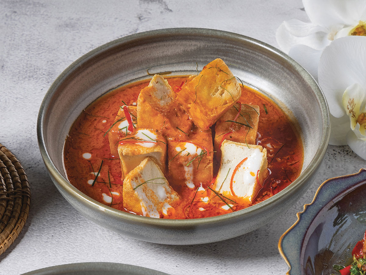พะแนงเต้าหู้Fried Tofu with Red Thick Curry Sauce